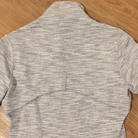 Lululemon Define Jacket - Picture 8 of 8